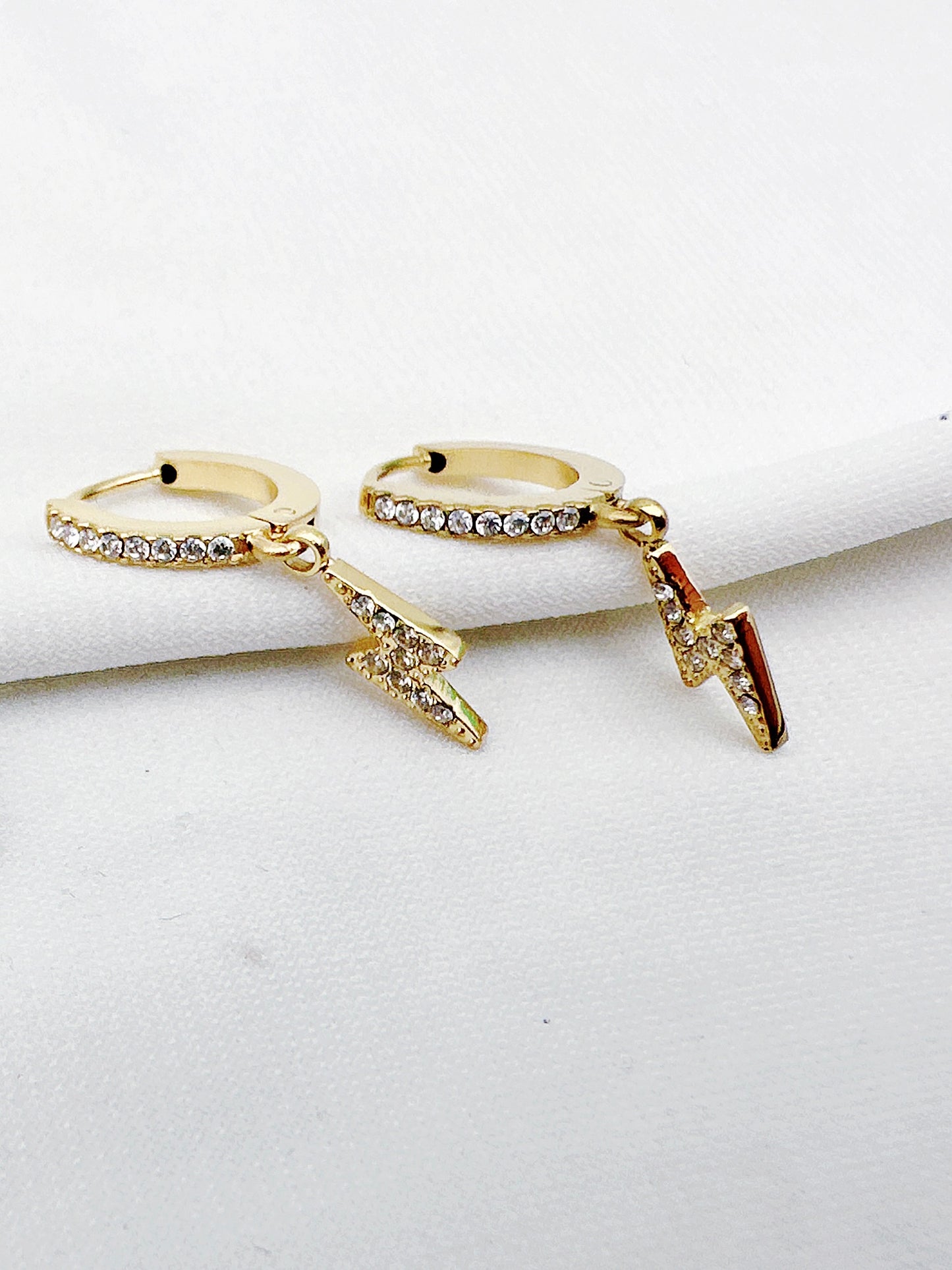 Boucles d'oreilles mini créole éclair